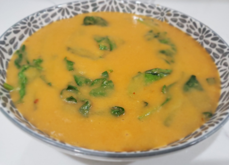 Creamy White Bean Spinach Soup